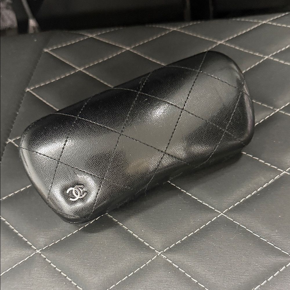 CHANEL Black Quilted Leather Eyewear Case & UNOPENED Cleaning Clothing AUTHENTIC